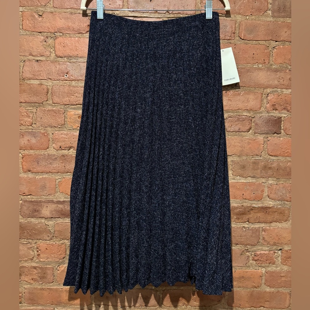 NWT Zara pleated Tweed Midi Skirt